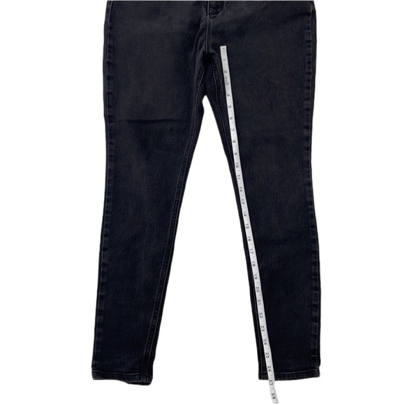 No Boundaries High Rise Skinny Jeans - Picture 4 of 8